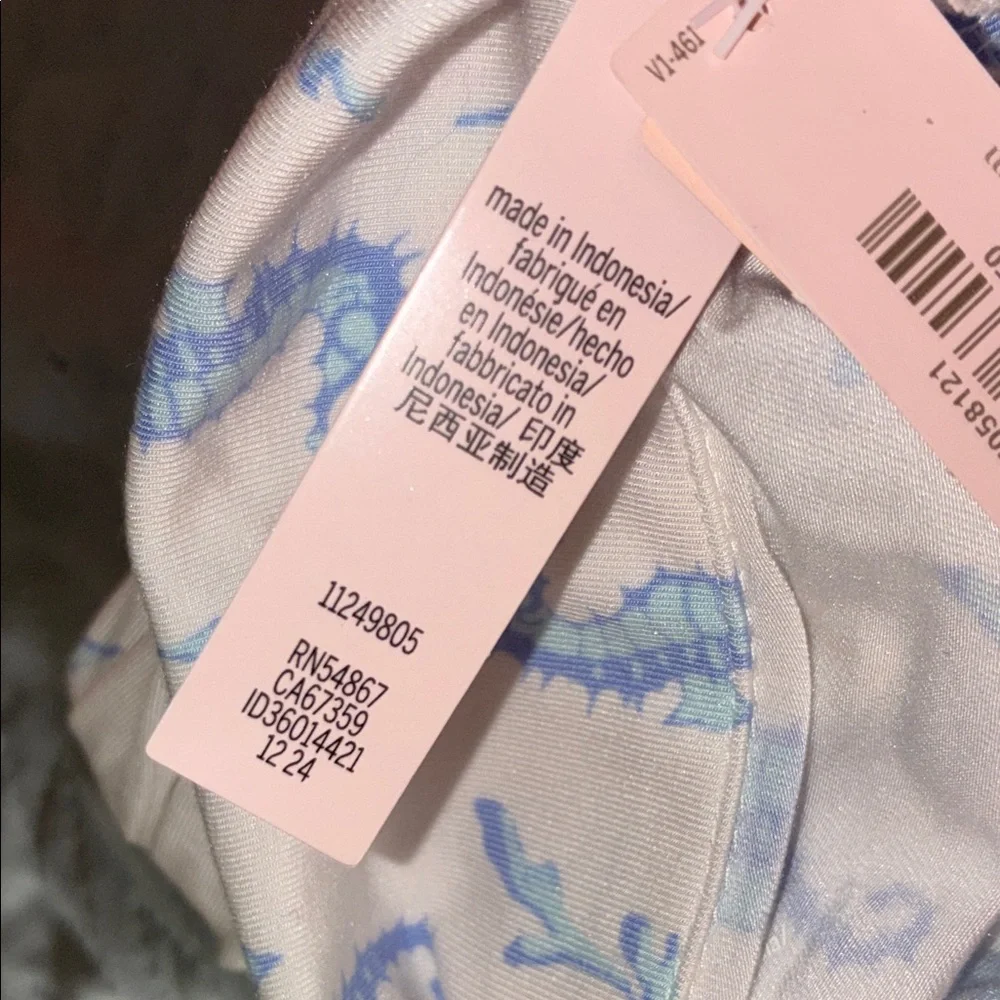 Victoria's Secret White and Blue Seahorse Pajama Set - Picture 5 of 7